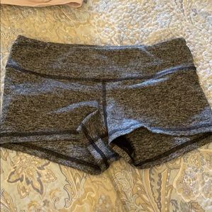 Fleo heather gray shorts workout